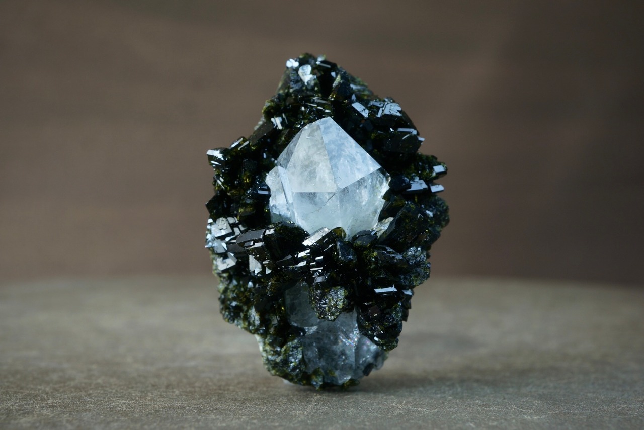 トルコ産エピドート/クォーツ ① Epidote / Quartz 1559