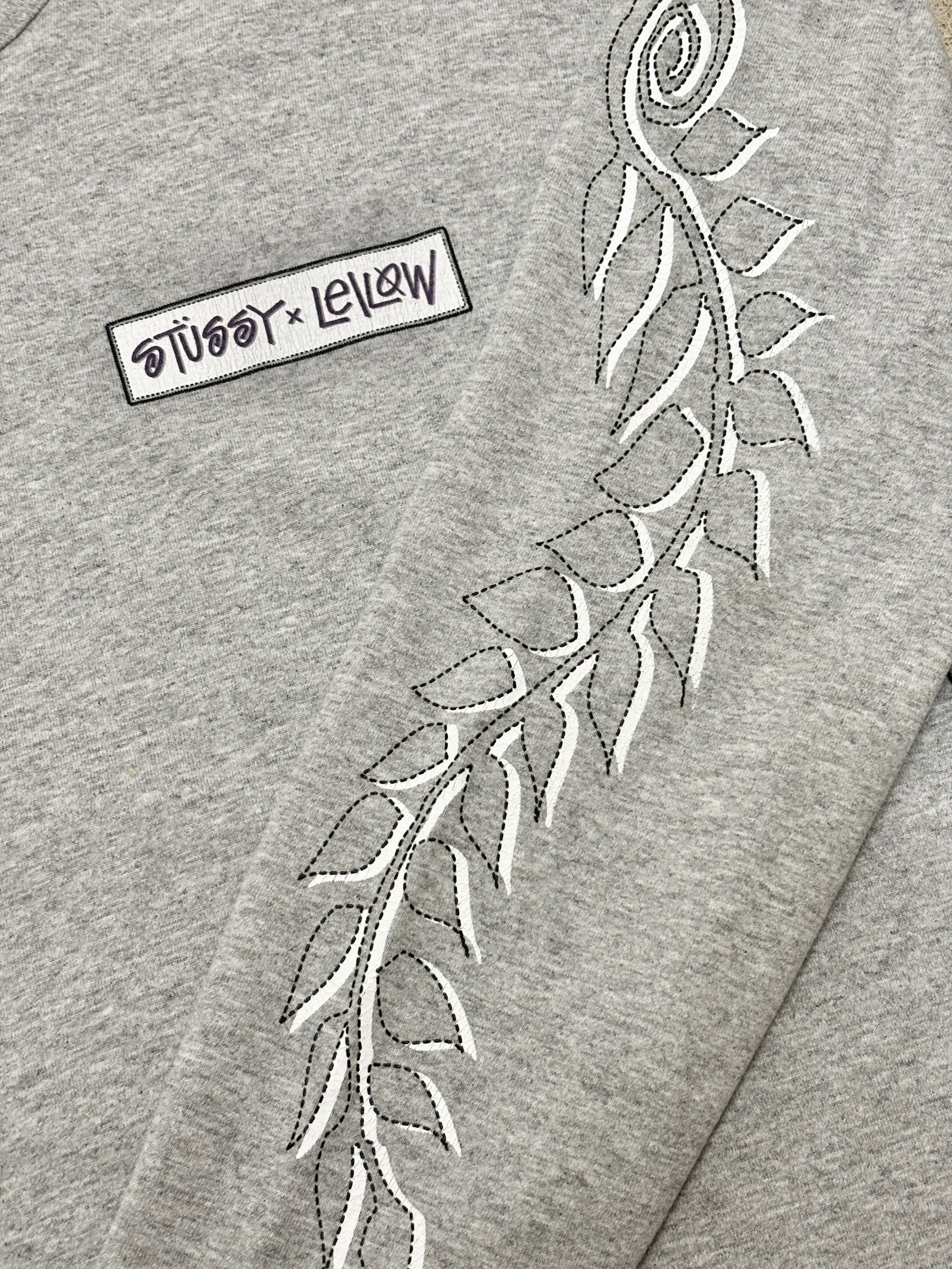 STUSSY限定モデルステューシーLeilow 刺繍スカル ロゴバーカー
