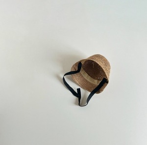 bonnet straw hat