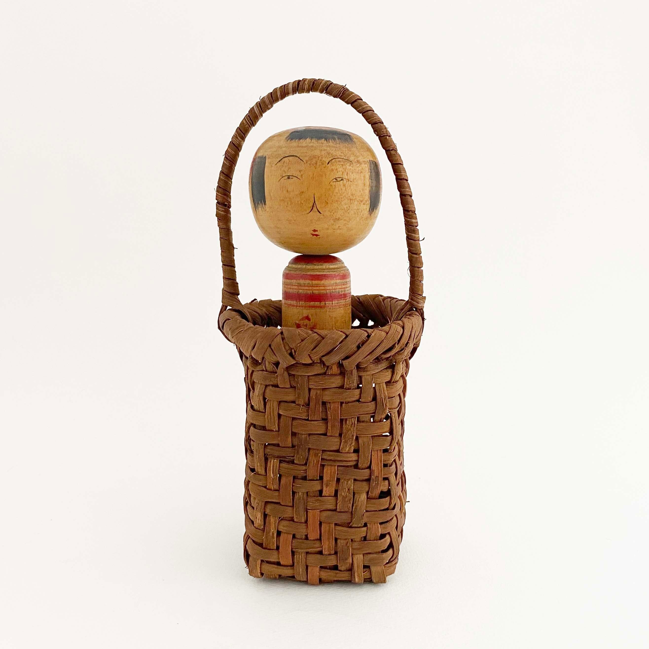 葡萄蔓かご+こけし 大（山形系 / 奥山広三工人）