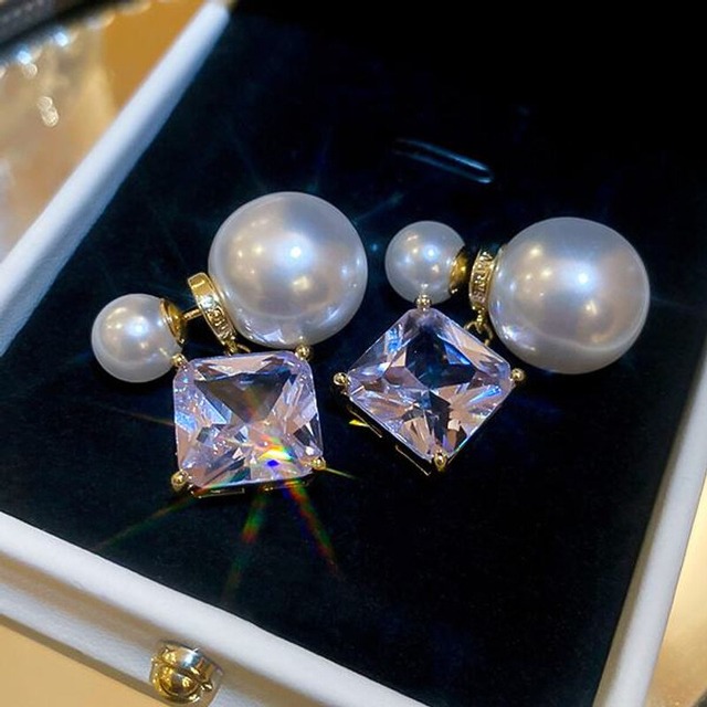 Square zirconia pearl pierce　M1584