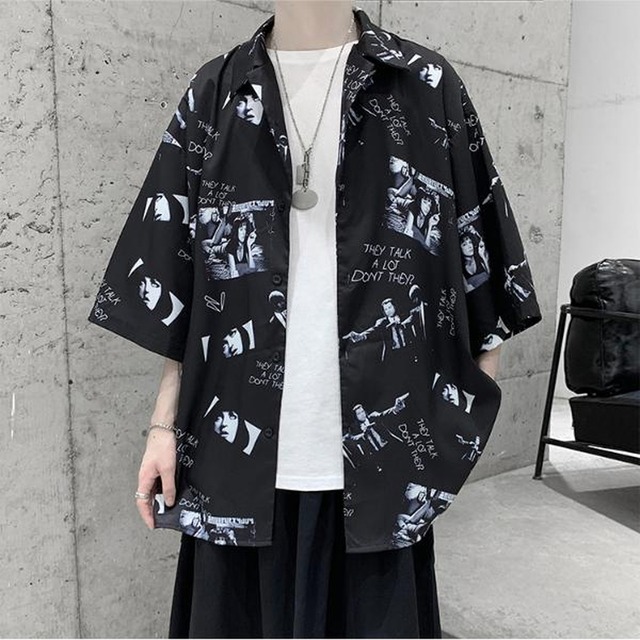 メンズ シャツ 半袖 ゆったり 写真柄 英字ロゴ 病み可愛い ゴスロリ ゆったり オーバーサイズ かっこいい モード系 韓国 オルチャン 原宿系 10代 代 Dressyなモード系 ゴシック専門店 Ladies Fashion Seasonz メンズ シャツ 半袖 ゆったり 写真柄 英字ロゴ 病み可愛い ゴスロリ ゆったり オーバーサイズ かっこいい モード系 韓国 オルチャン 原宿系 10代 代 Dressyなモード系 ゴシック専門店 Ladies Fashion Seasonz