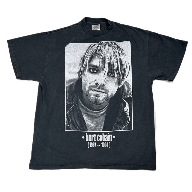 11064 カート・コバーン 半袖 ロックTシャツ バンドT XL