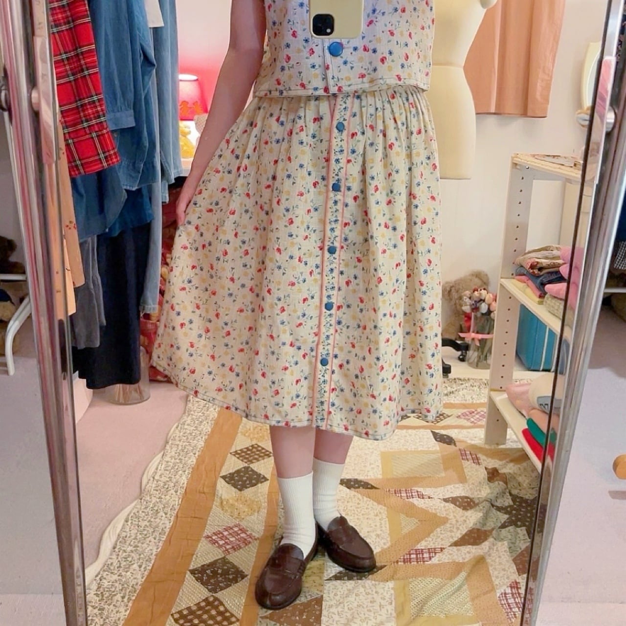 blue button flower set up