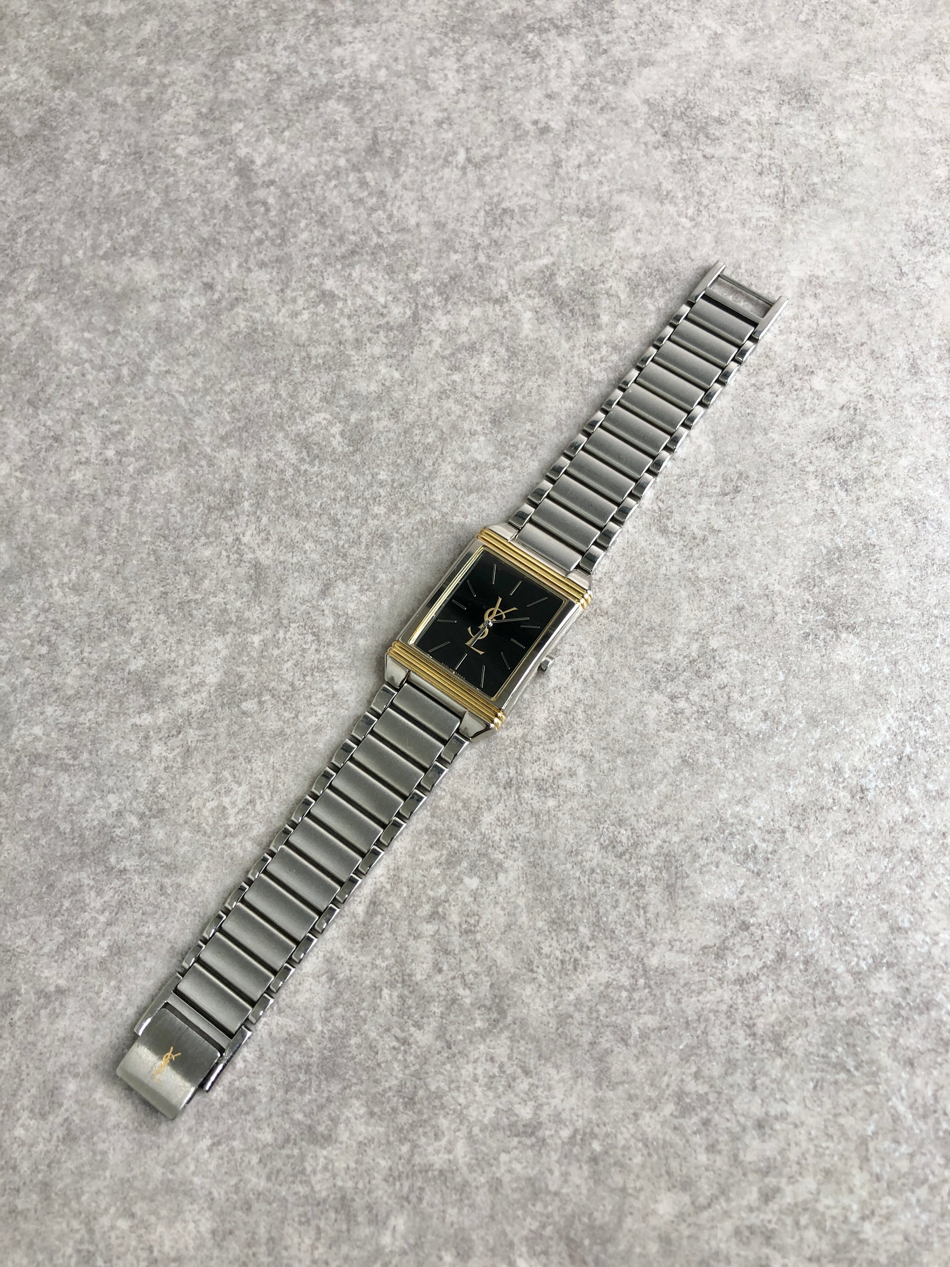 Yves Saint Laurent イヴ・サンローラン 腕時計 シルバー