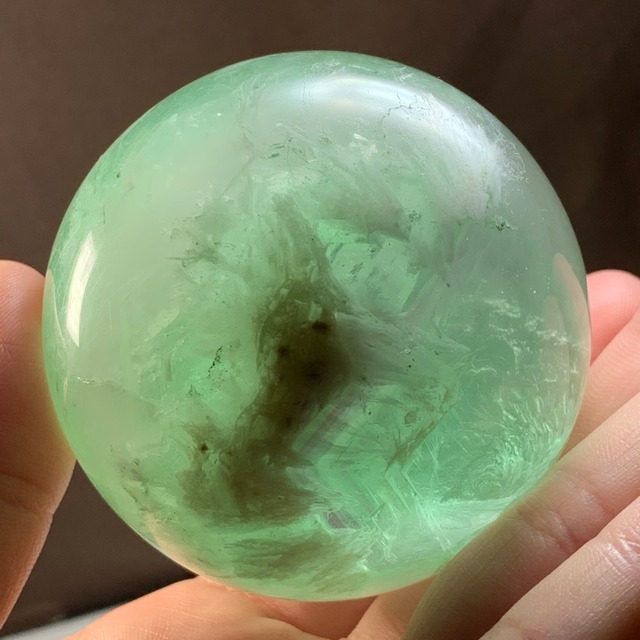 大玉・優しいグリーンエンジェルフェザーフローライト スフィア