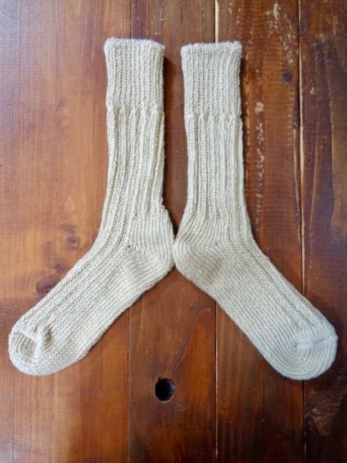 yahae・ORGANIC COTTON ROW GAUGE SOCKS・Green