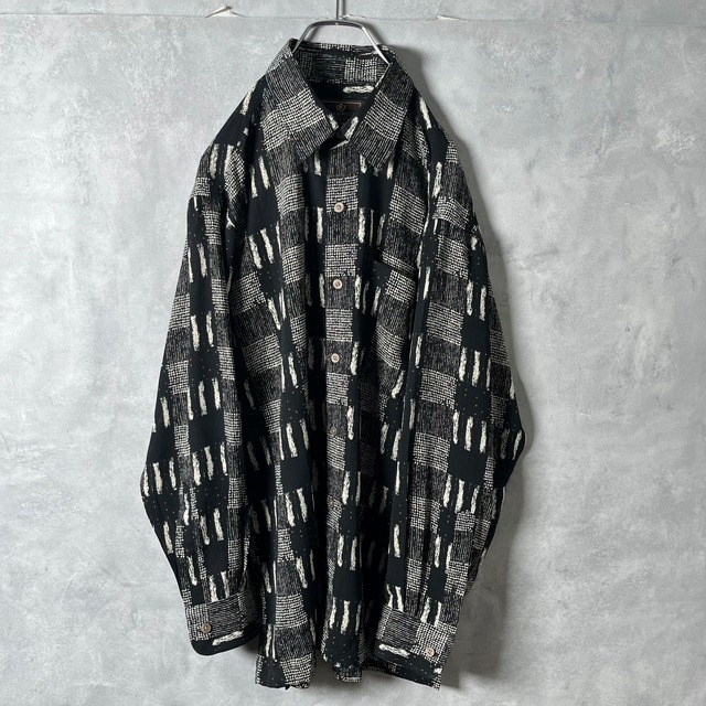 #6896 retoro geometric pattern randompleats design shirt