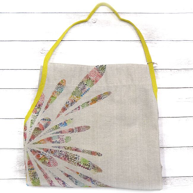 ヤマノグチ 消しゴムはんこデザイン花火柄エプロン エプロン Gallery Hacotoco オンライン支店 ハンドメイド作品専門店