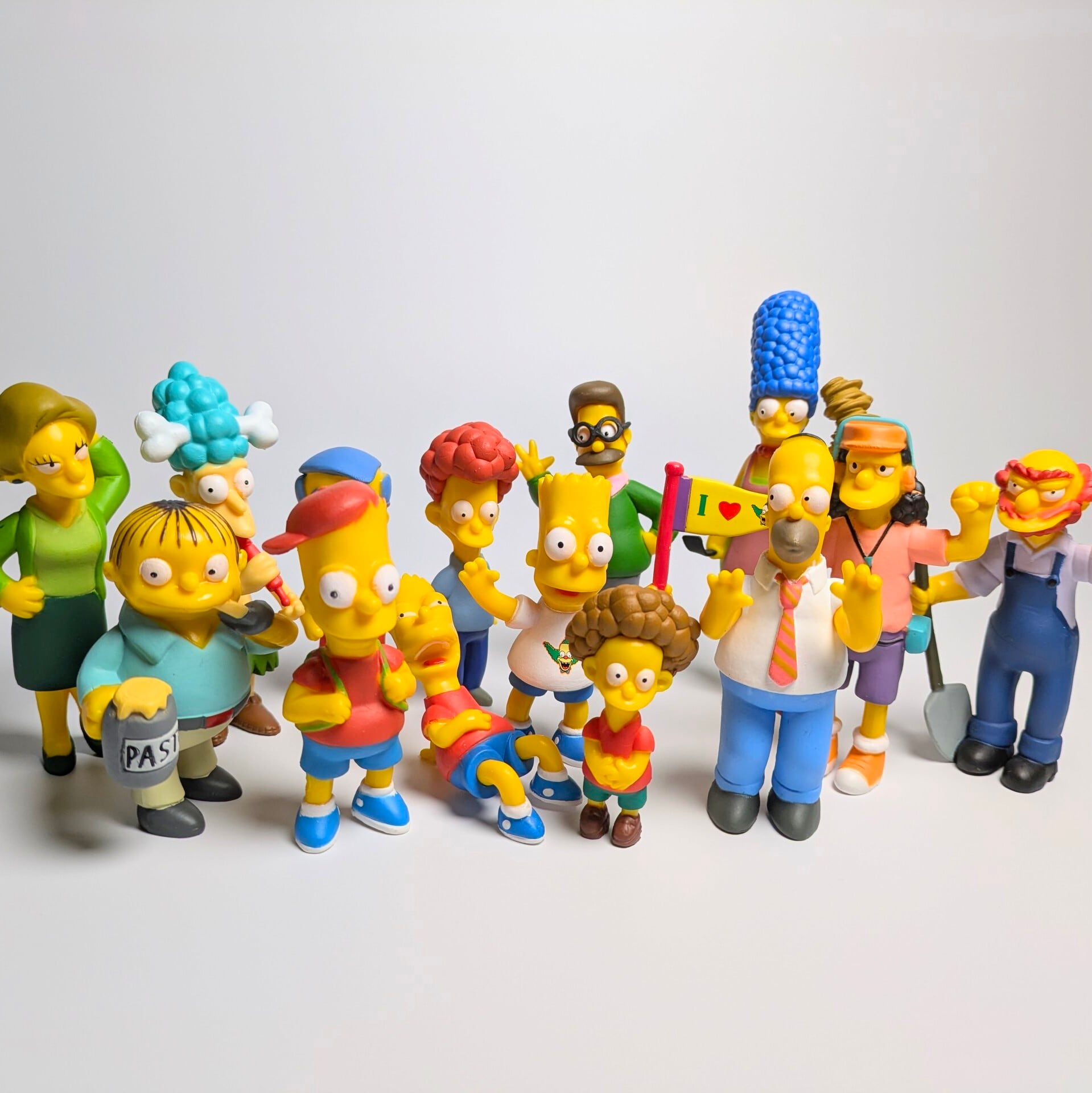 再入荷！VINTAGE2005年製！【 The Simpsons（ザ シンプソンズ） 】PVCフィギュア / 『 エドナ・クラバーペル 』〚アメリカン雑貨 アメトイ〛