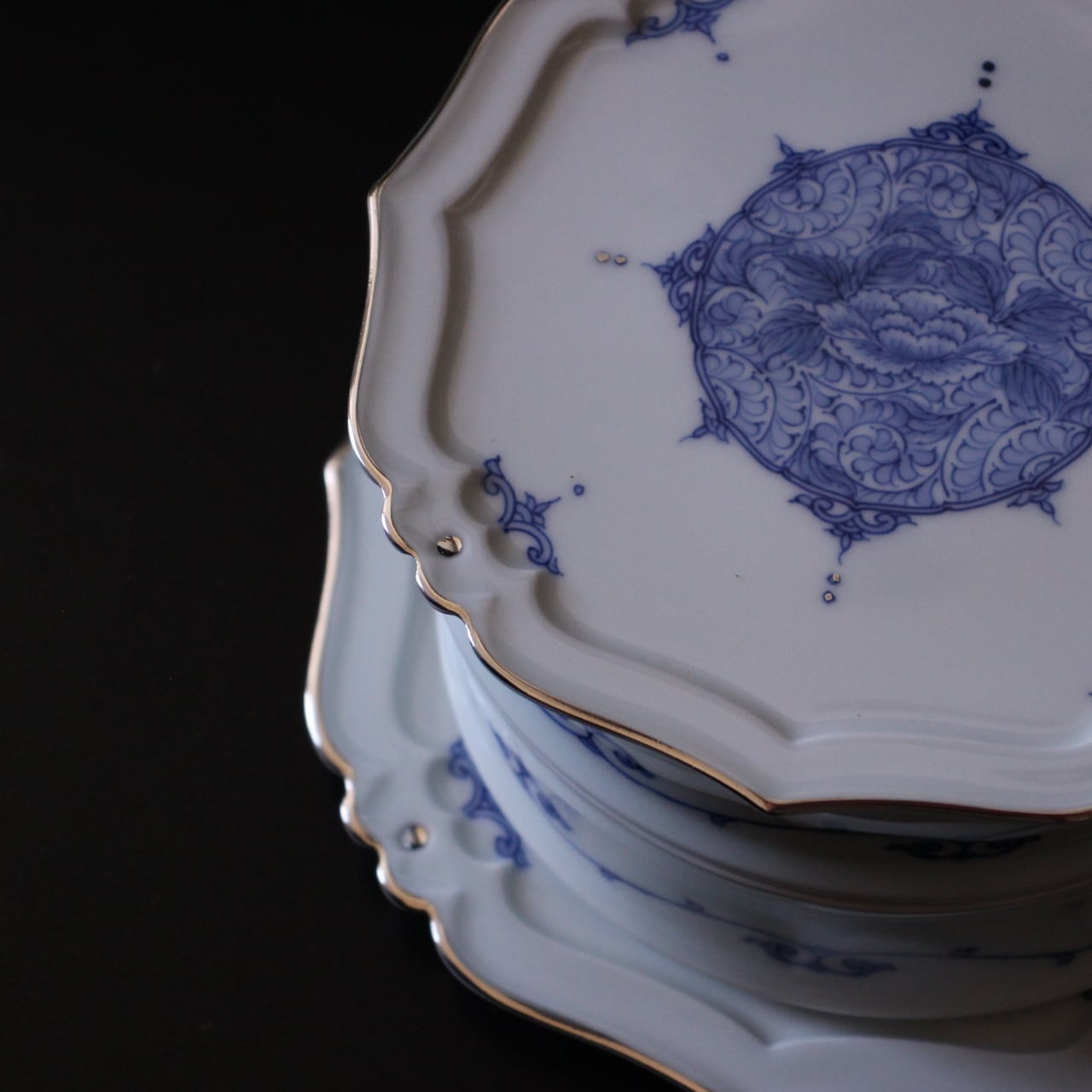 有田焼　伊万里焼　香炉　ボンボニエール　哲山　レトロ 5b309c490ded1576383d9eb28d3ea3