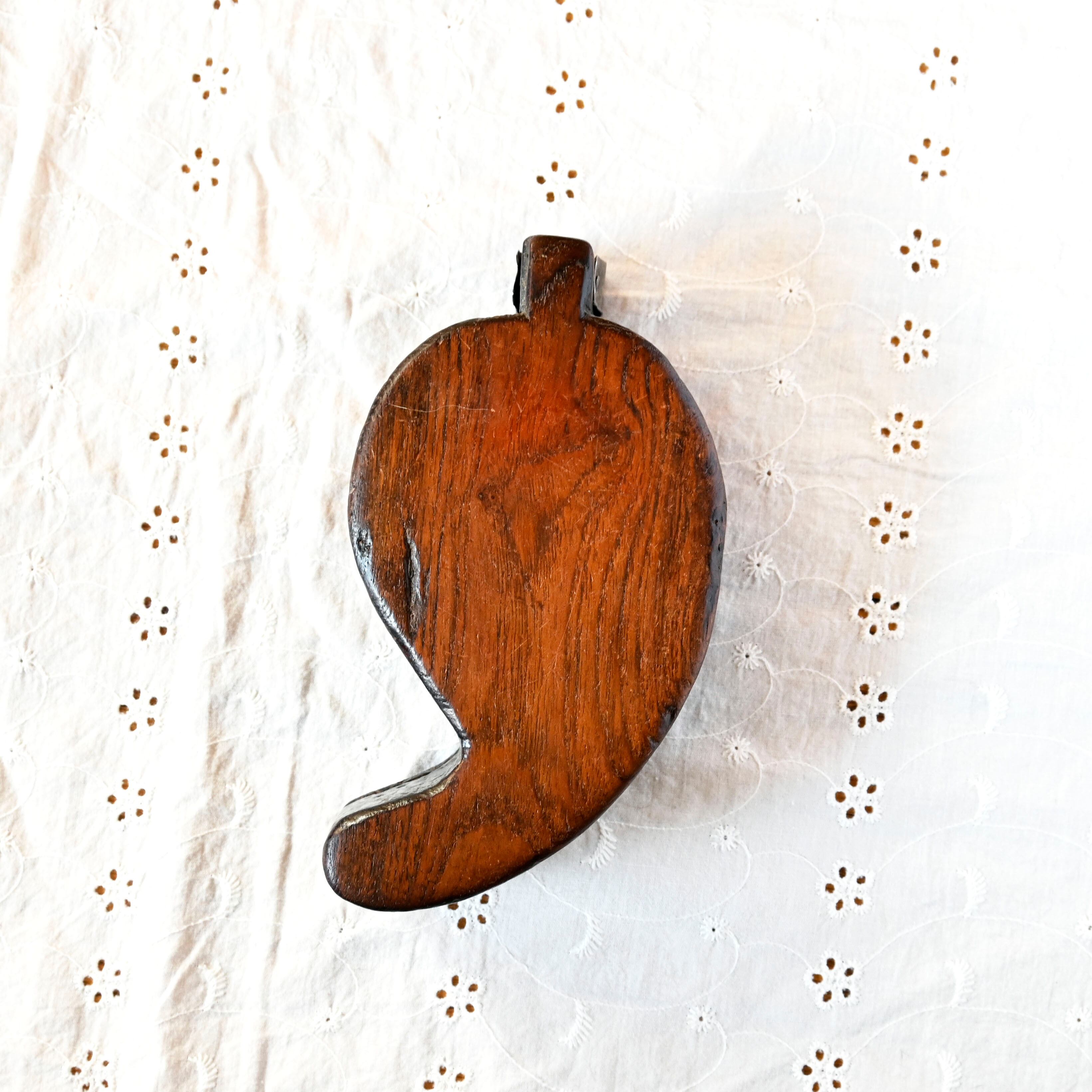 木製ティカ（紅）ボックス【インド・20世紀半】 | 暮らしの骨董店