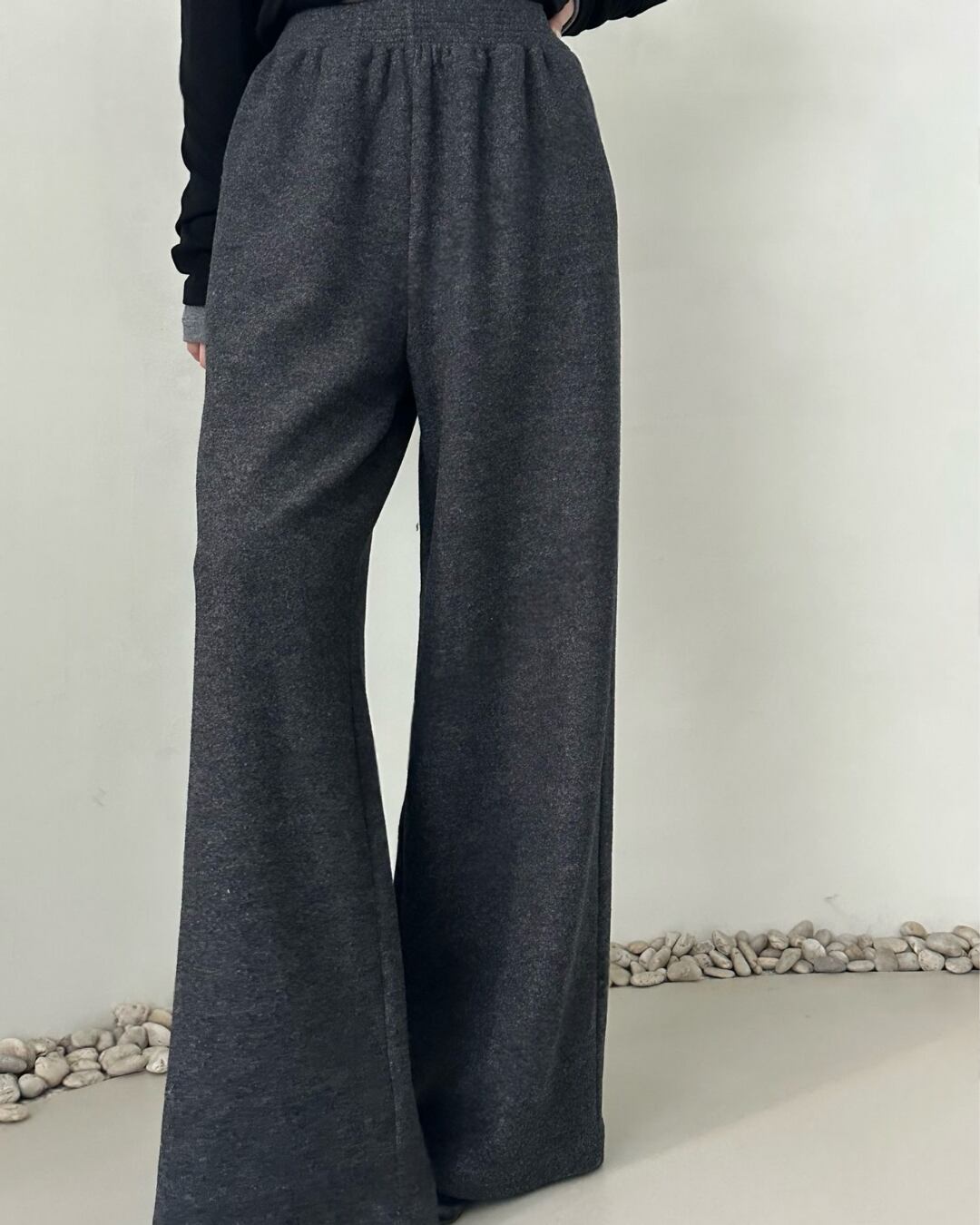 ステッチ入りワイドフィットパンツ