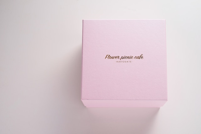 【Peach Pink】食べられるお花のボックスフラワーケーキ