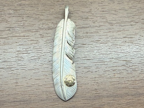 美品　金メタル付特大フェザー左　現行10.60g