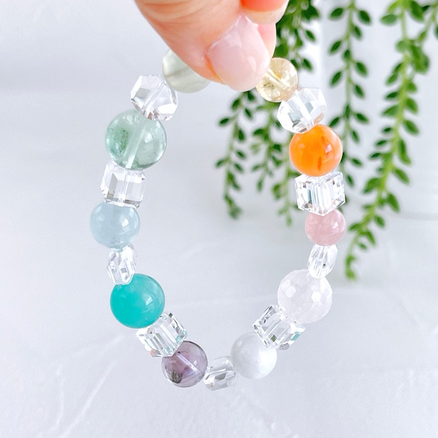 レインボーブレスレット✧丸玉タイプ・虹のブレスレット