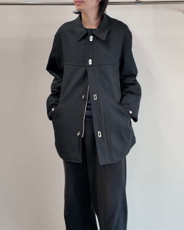 【Salvatore Ferragamo】middle length turn lock coat