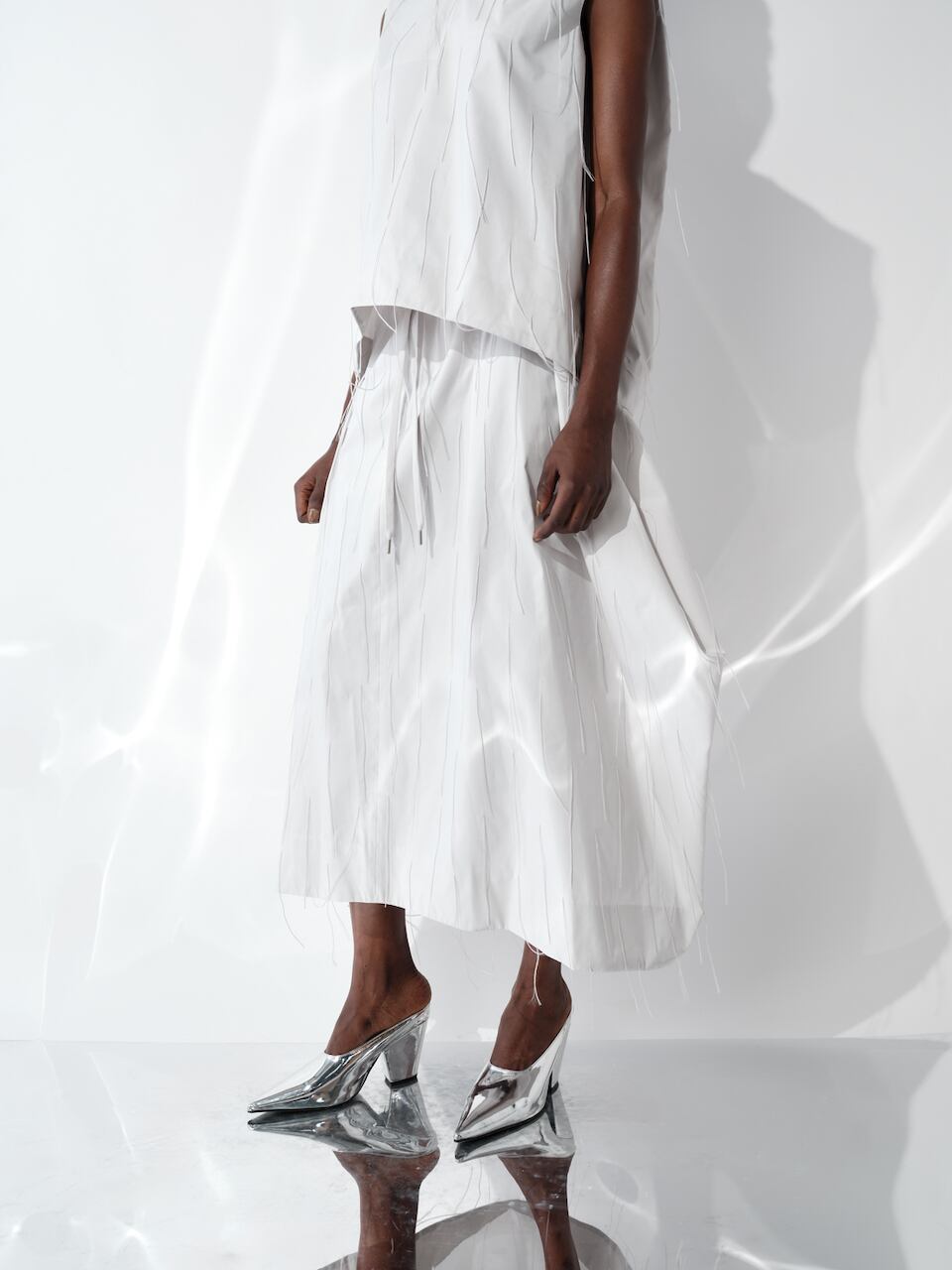 ウィスパーフロー・カットジャガード テーパードスカート ライトグレー