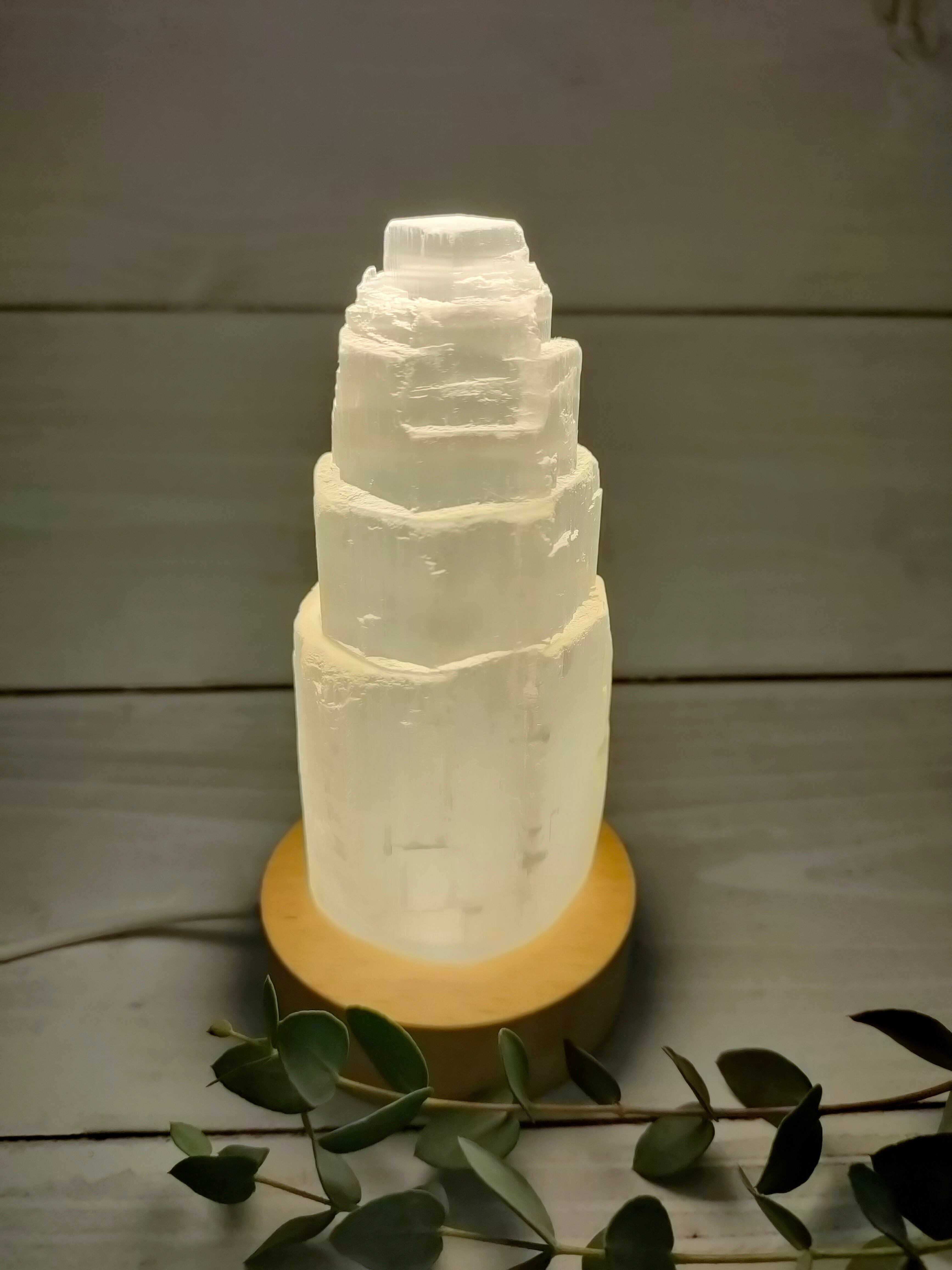 セレナイトタワー(LEDライト付き)