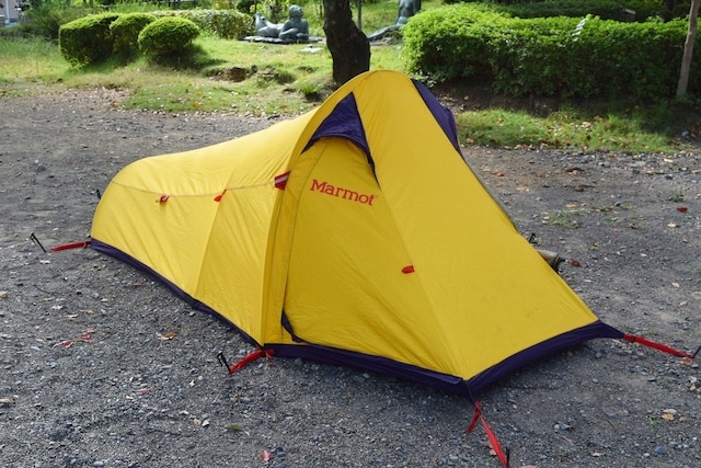 USED 90s Marmot "Taku" Backpacking tent -2person 01184