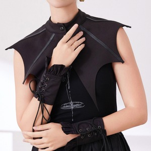 ダーク・ウィング 　コウモリ羽の付け襟&リストカフ　M26189/M26190