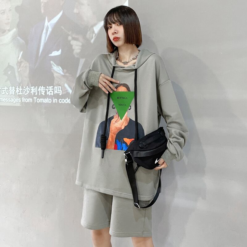 セーター オータムレッドルーズ薄手 秋物 ラブタオタオダレンハウス49842379061