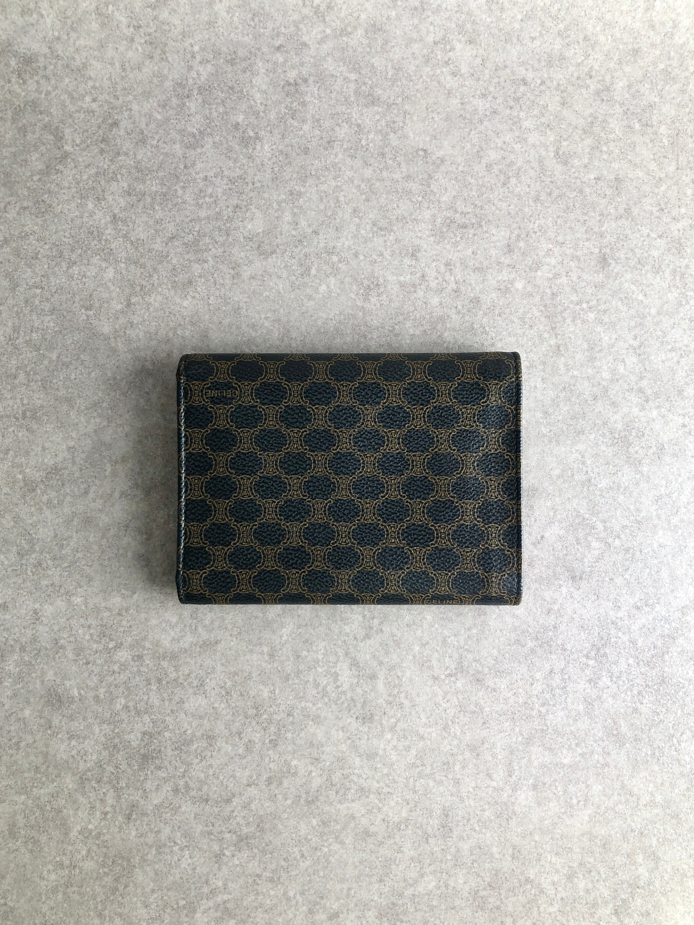 美品 セリーヌ マカダム柄 財布 ブラック CELINE セリーヌ マカダム 財布 ブラック ブラゾン型押し PVC レザー