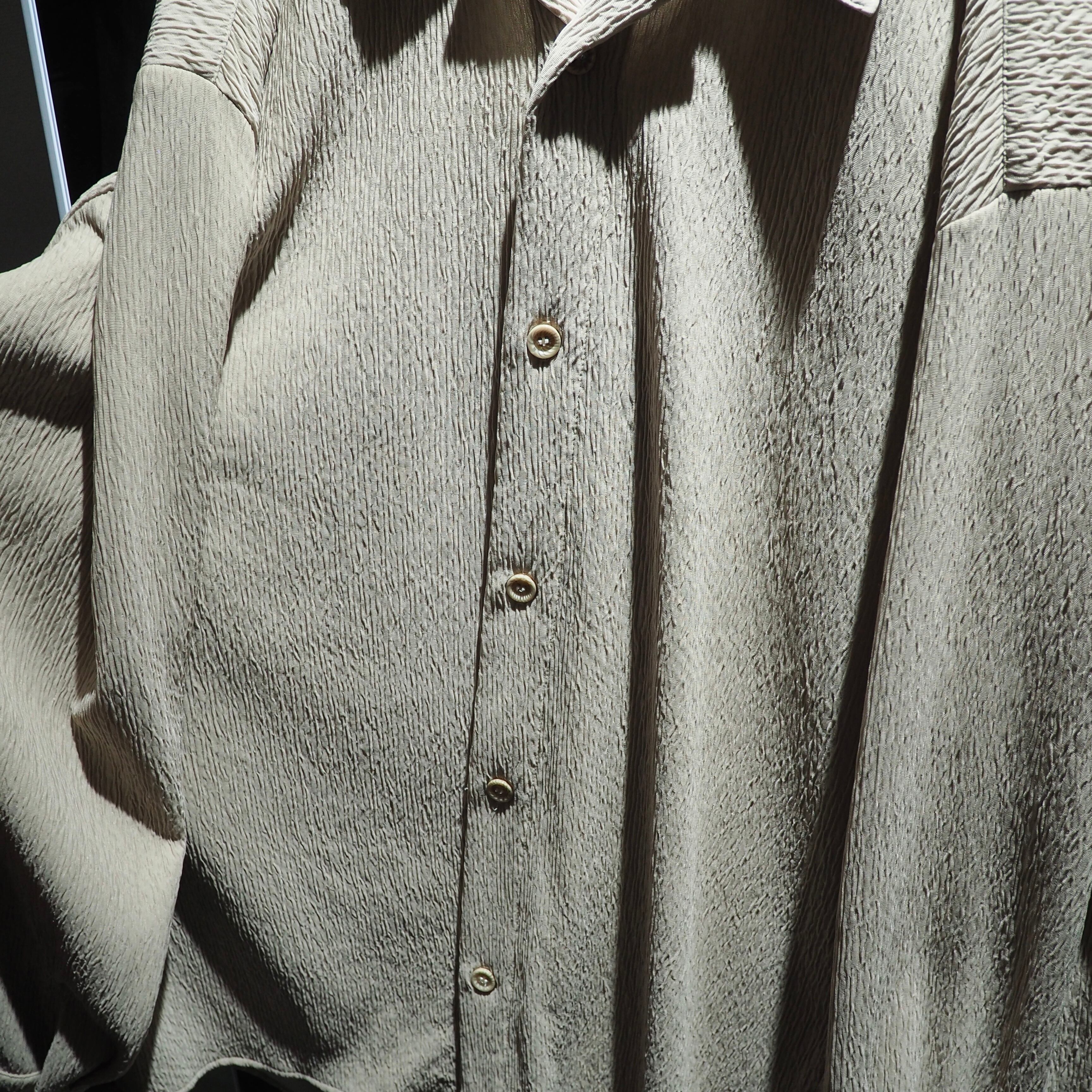 Beautiful Ecru white pleats Design vintage loose open collar shirt