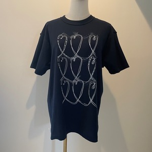 yushokobayashi/別注heart T-shirt