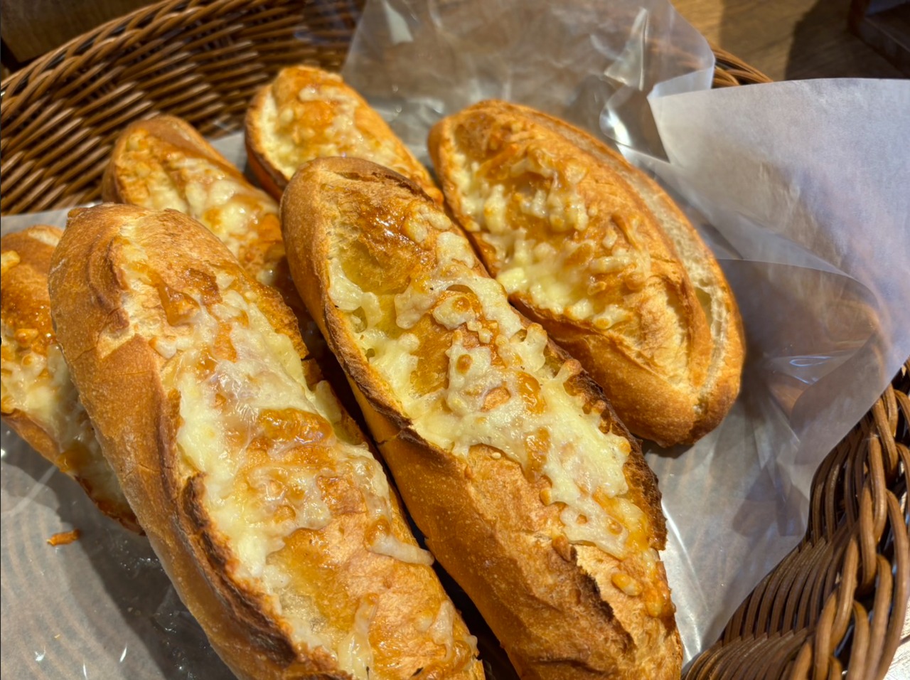 明太フランスパン3個とガーリック明太フランスパン3個のセット