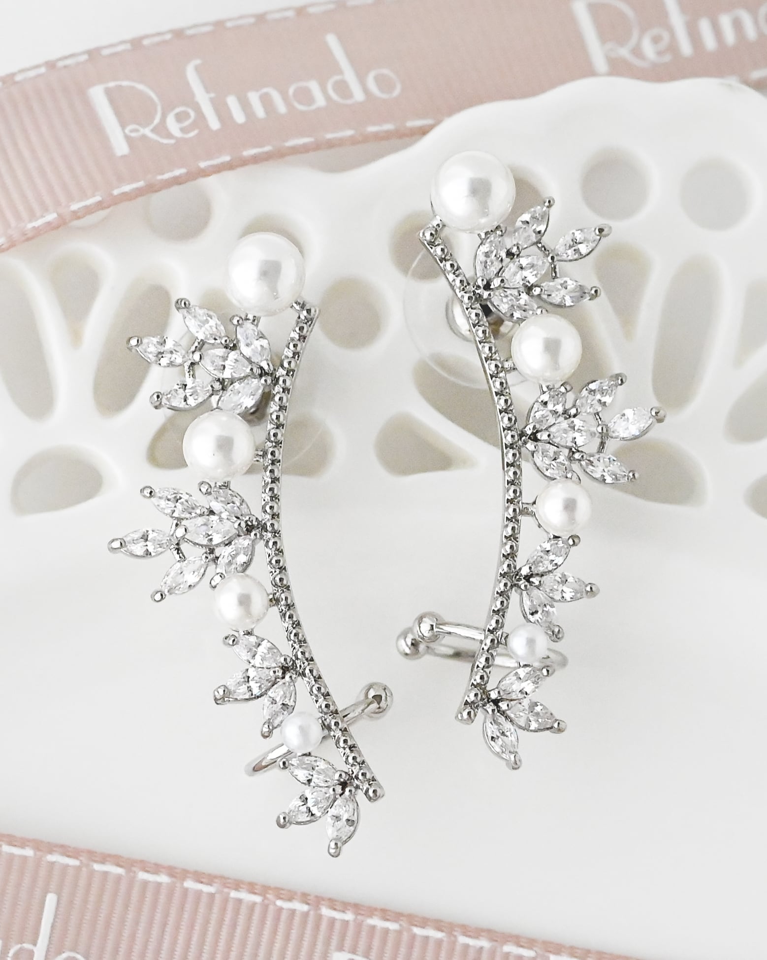 パール×クリスタル イヤーカフピアス【AE2511-07】