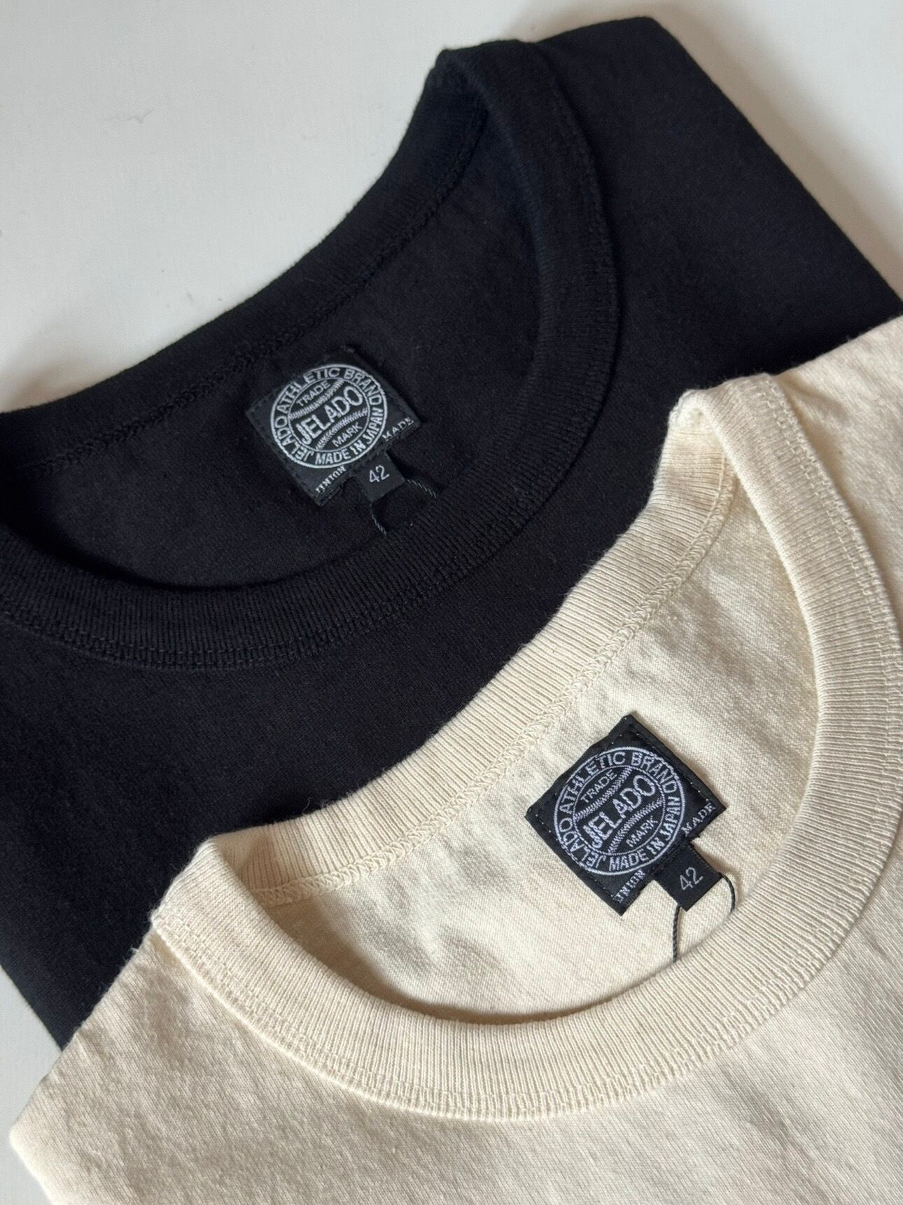 JELADO. NOSE Tee【AB21236】ブラック | TiL (ティル）