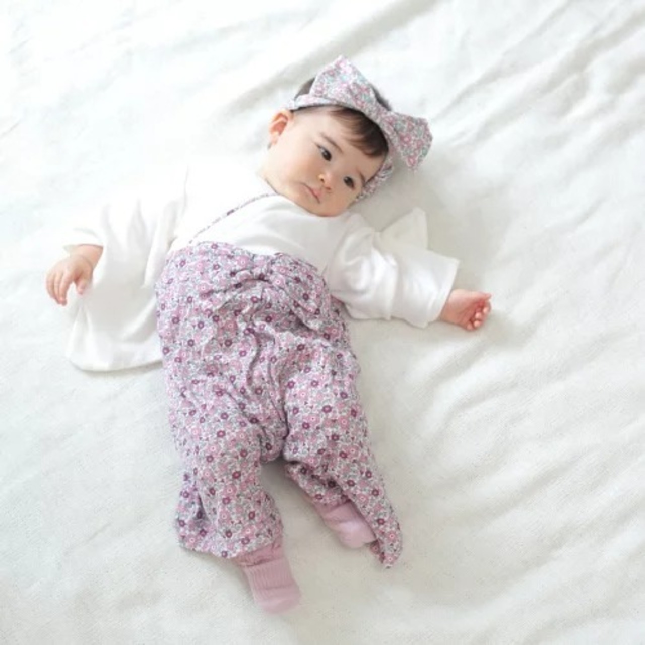 花柄 袴 ロンパース ベビー ロンパース 出産祝い 袴ロンパース お正月 初節句 節句 ひな祭り 百日祝いお食い初め 紋付 はかま 女の子 カバーオール ベビー 子供服 ベビー服 新生児 七五三 結婚式 60 70 80 90 フォーマル