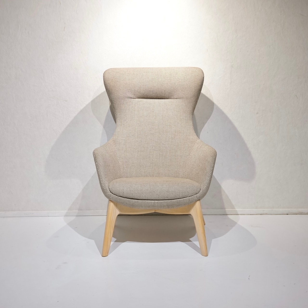 SOGOKAGU 相合家具 QUEEN WD クイーン パーソナルチェア ラウンジチェア 1Pソファ 椅子 チェア ファブリック 北欧 モダン ナチュラル