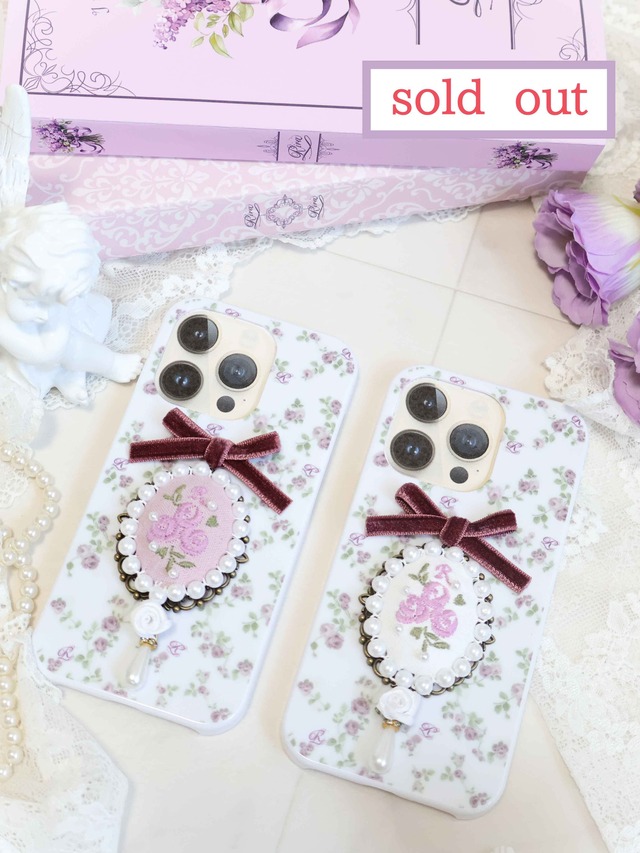 Rira　刺繍スマホケース【ライラックカラー】