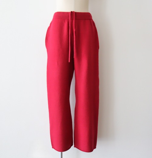 universal products. " FELTED MERINO WOOL KNIT PANTS ( RED )"