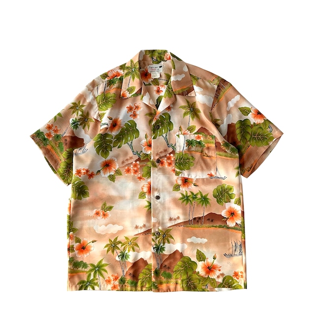 USED Aloha shirt / Bowling shirt / size M USED Aloha shirt / Bowling shirt / size M