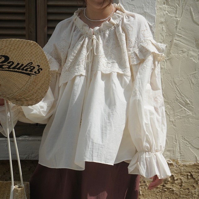 フリルレースドロストネックブラウス　T0378