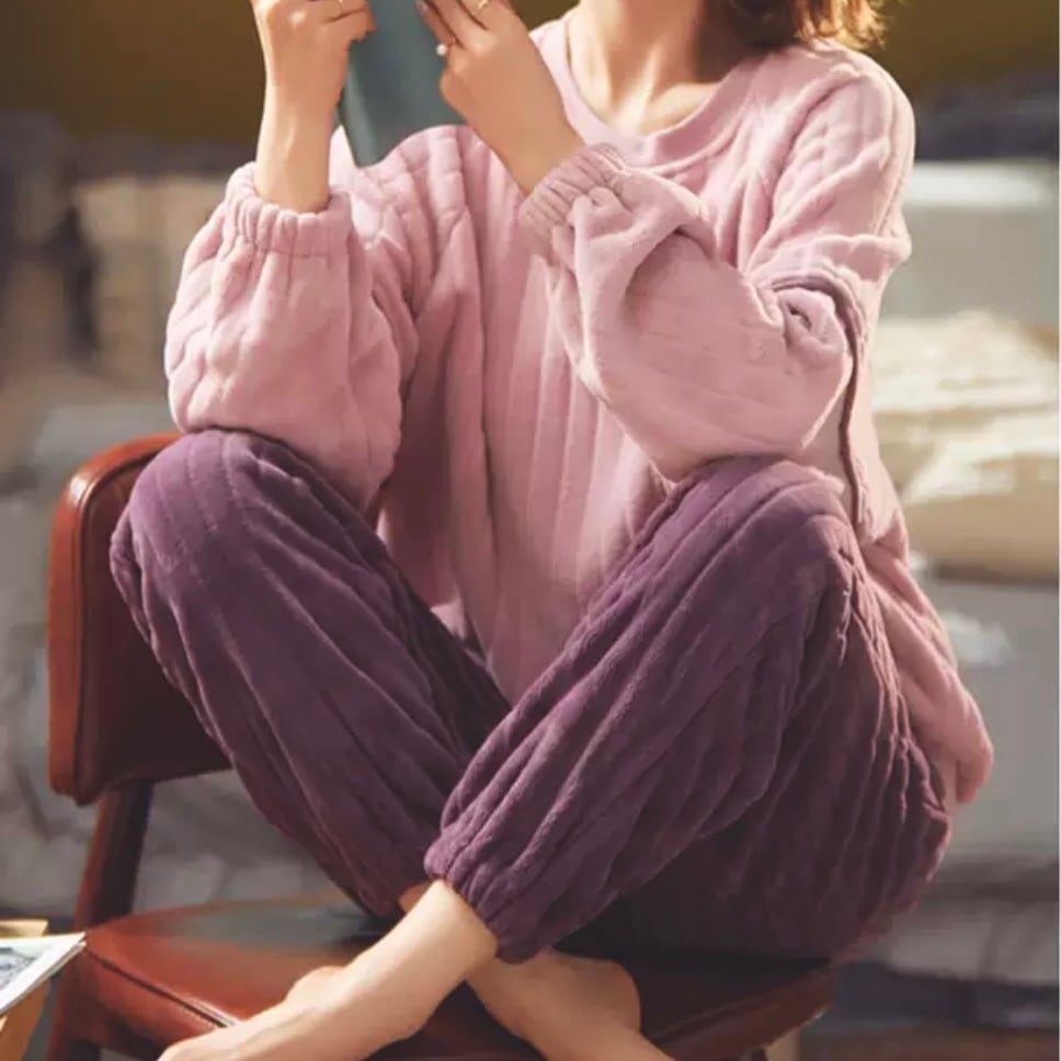 ラウンドネックストライプベルベットセットアップ | WELDE HOME