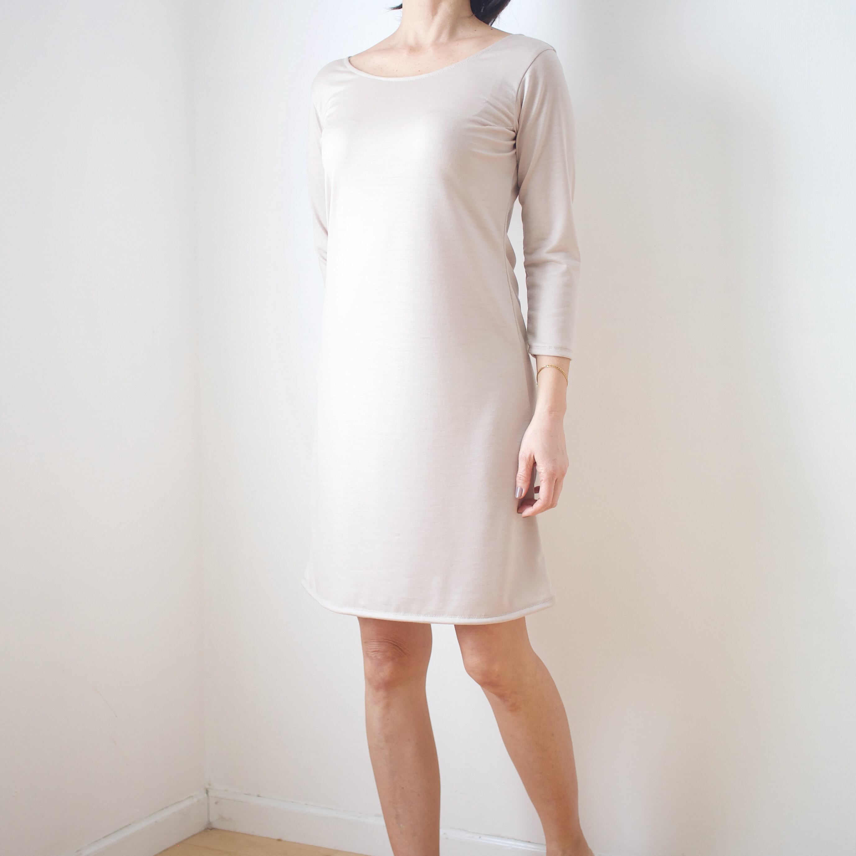 メリノウール <インナーワンピース > ライトベージュ(80cm丈/90cm丈)