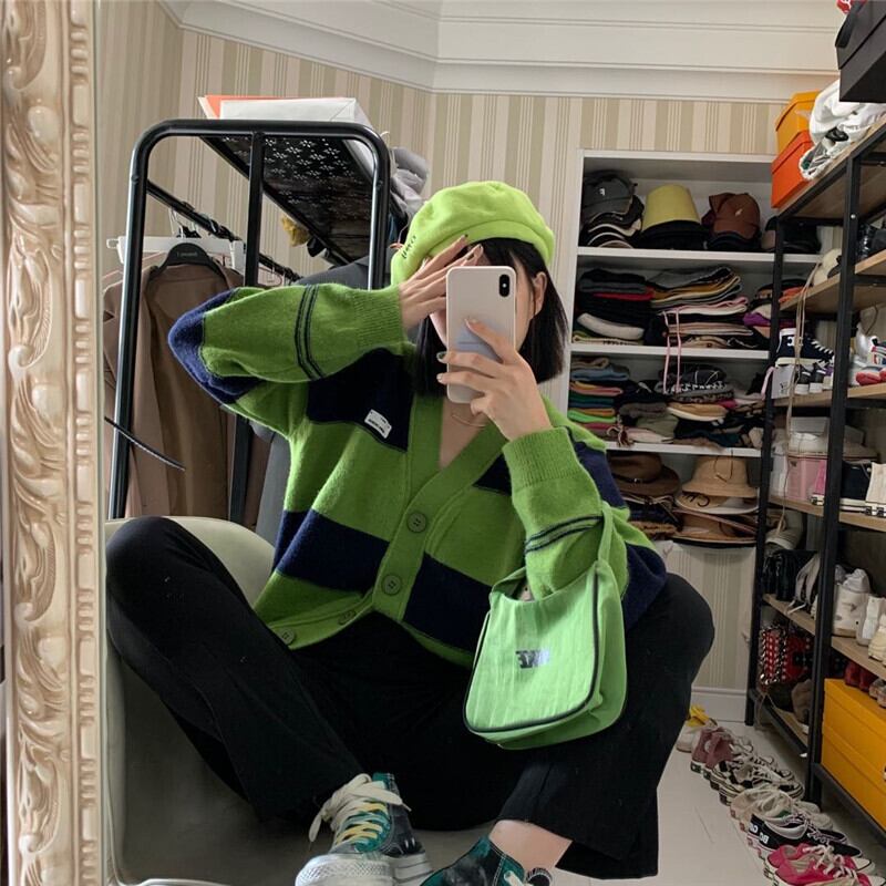 グリーンストライプスタイルVネックニットカーディガンオータム薄手ルーズセーター コート トップス 秋物 モンロー79501058209