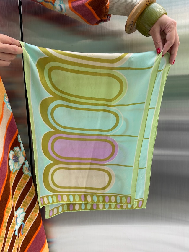 60s-70s × Lavender silk scarf