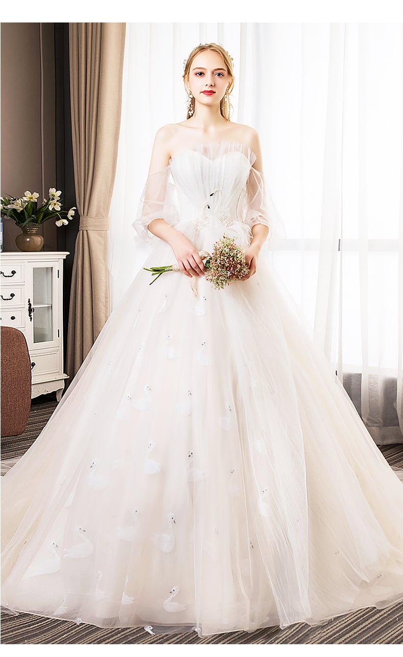 カラードレス 薄シャンパンの色 上品レース トレーン/ロング ベア  