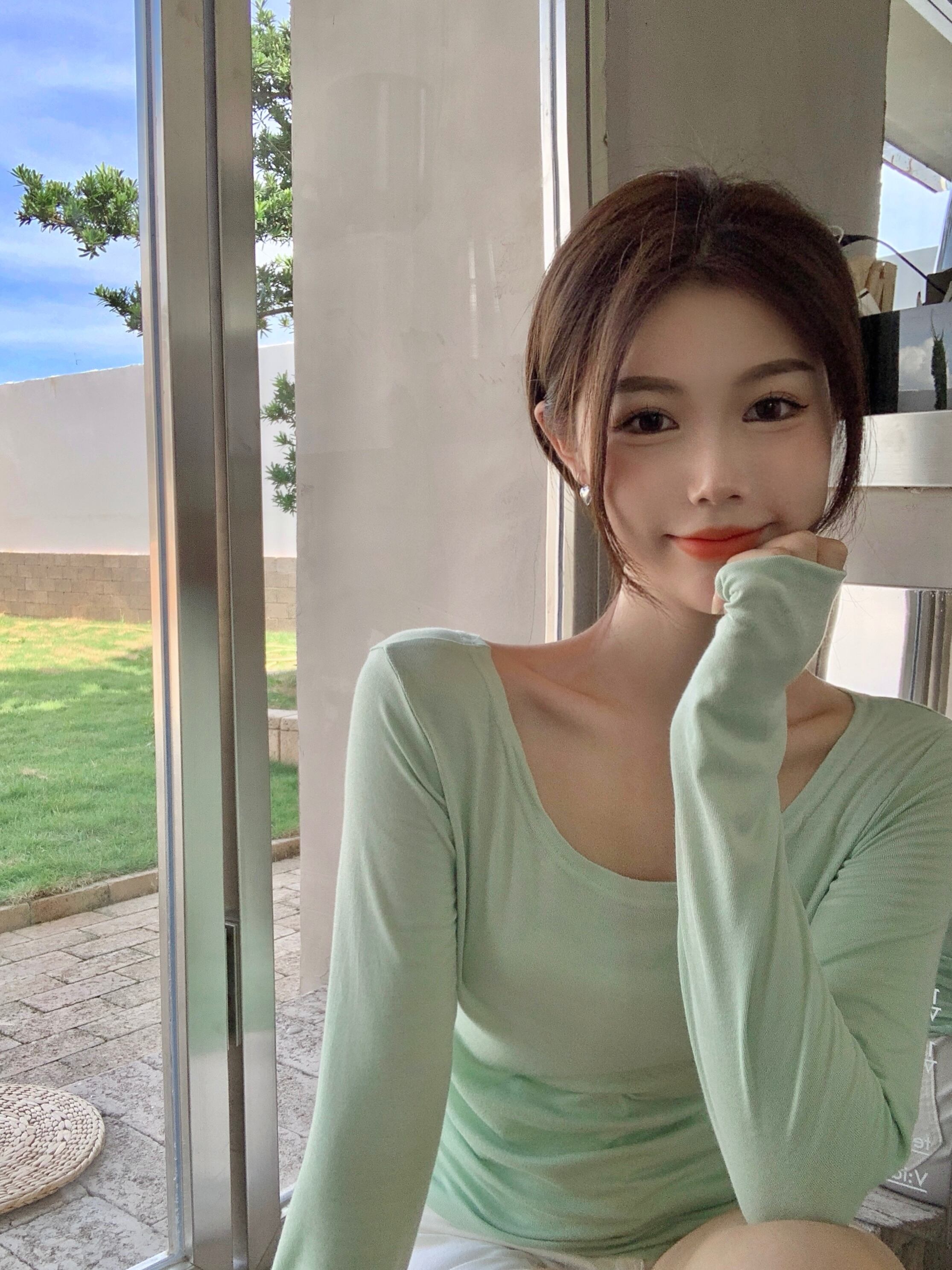 Tシャツ シャツ サマーグリーン ロング 夏物 ブラックストロベリース27711701036