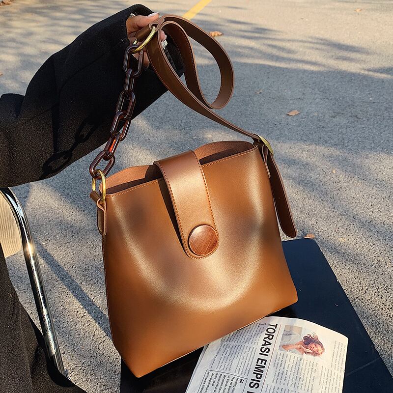 スタンダードオータムウィンターレッド レトロ 秋物 冬物 メッセンジャーバッグ Tiancai_Wing_Bag46868808131