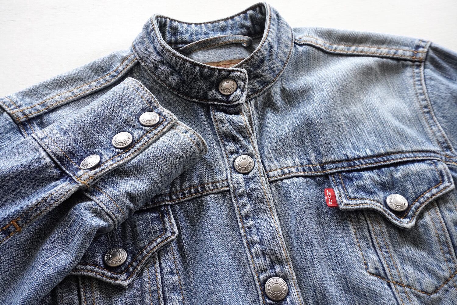 2000's [Levi's] 