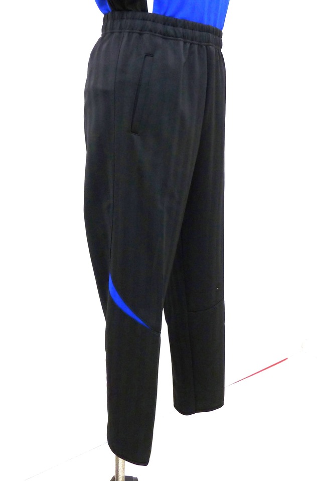 保見中学校　ストレートパンツ