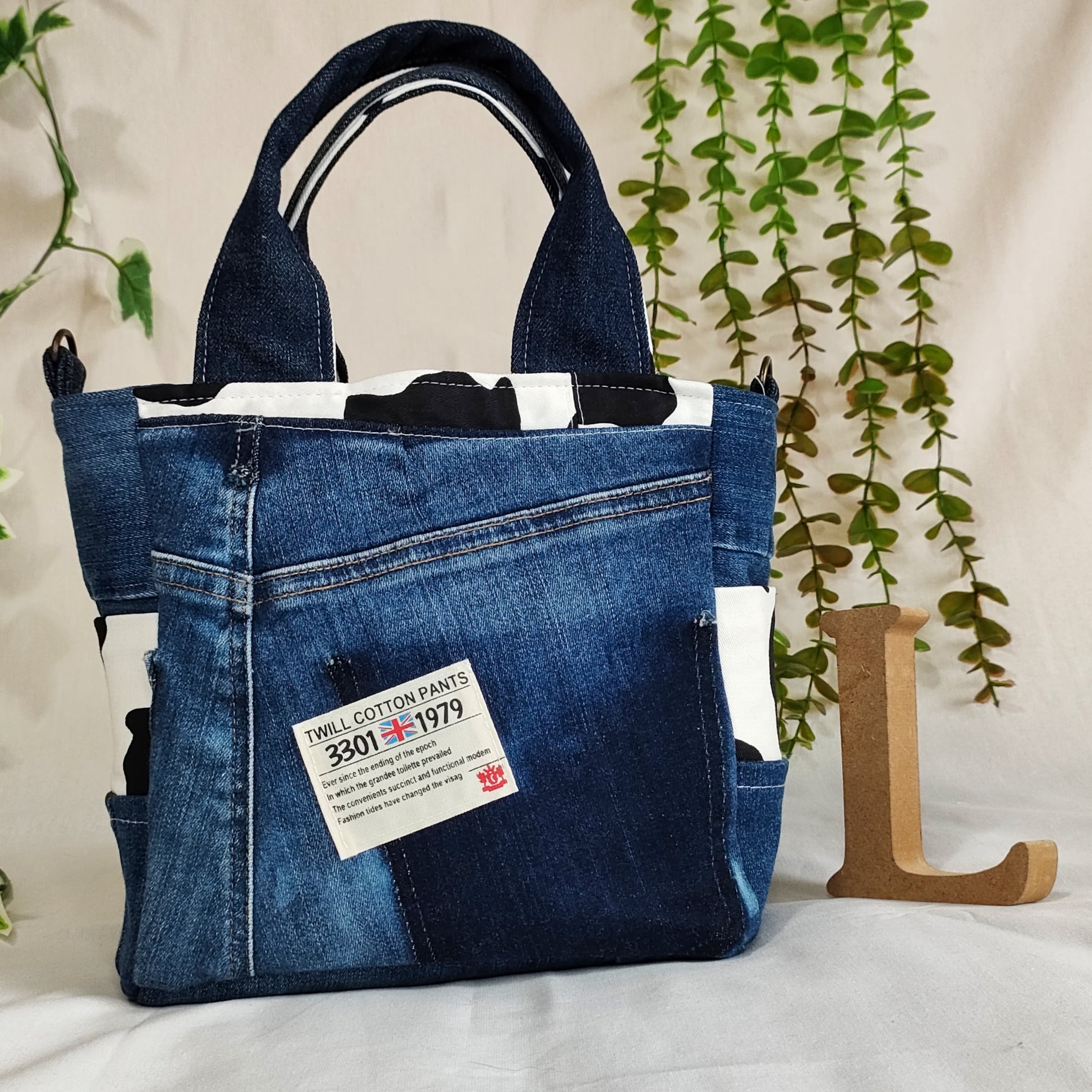 らん様専用 [デニムリメイク] サイドポケット付きトートバッグ(小  