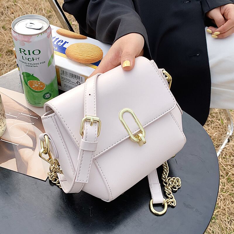 スタイルミニレッドチェーン スクウェア メッセンジャーバッグ ミニバッグ Tiancai_Wing_Bag73355767758