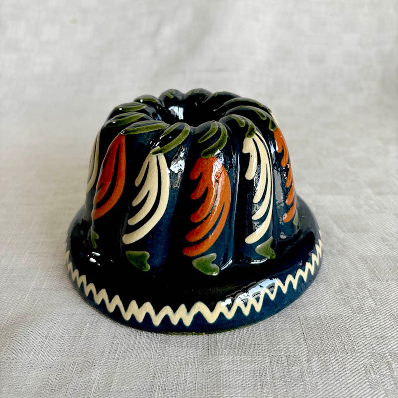 クグロフ型　陶器焼型　壁掛け穴あり　アルザスのお菓子 19kwe7